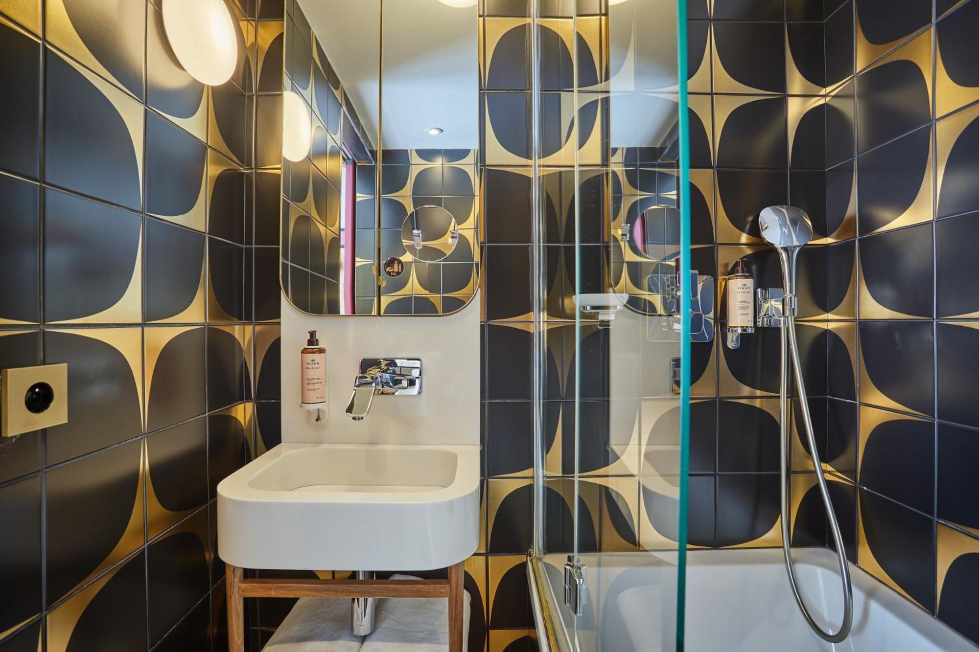 Idol Hotel Париж Экстерьер фото
