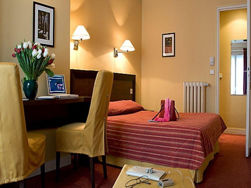 Idol Hotel Париж Экстерьер фото